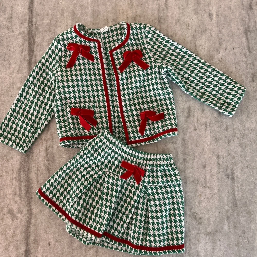 Green & White Houndstooth Skirt Set with Red Bow Trim